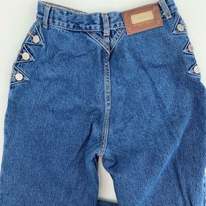 Vintage Lawman western ladies high rise jeans.